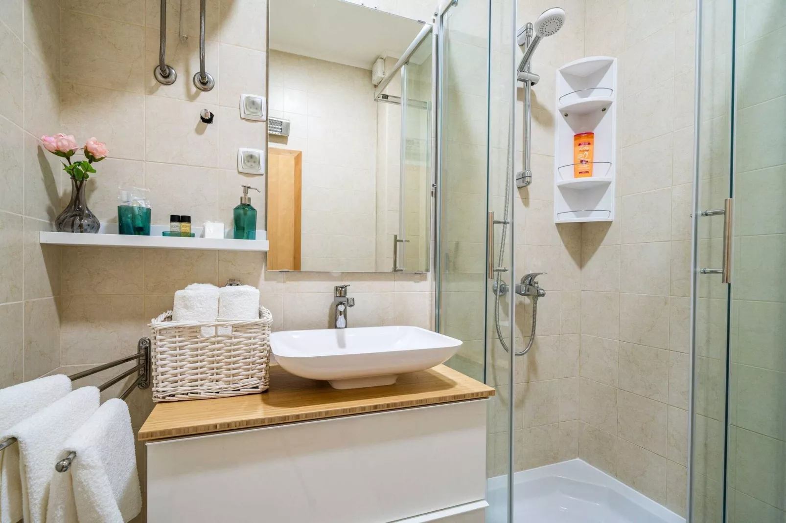 Apartment Larissa - Studio Apartment with Terrace and Partial Sea View-Bathroom