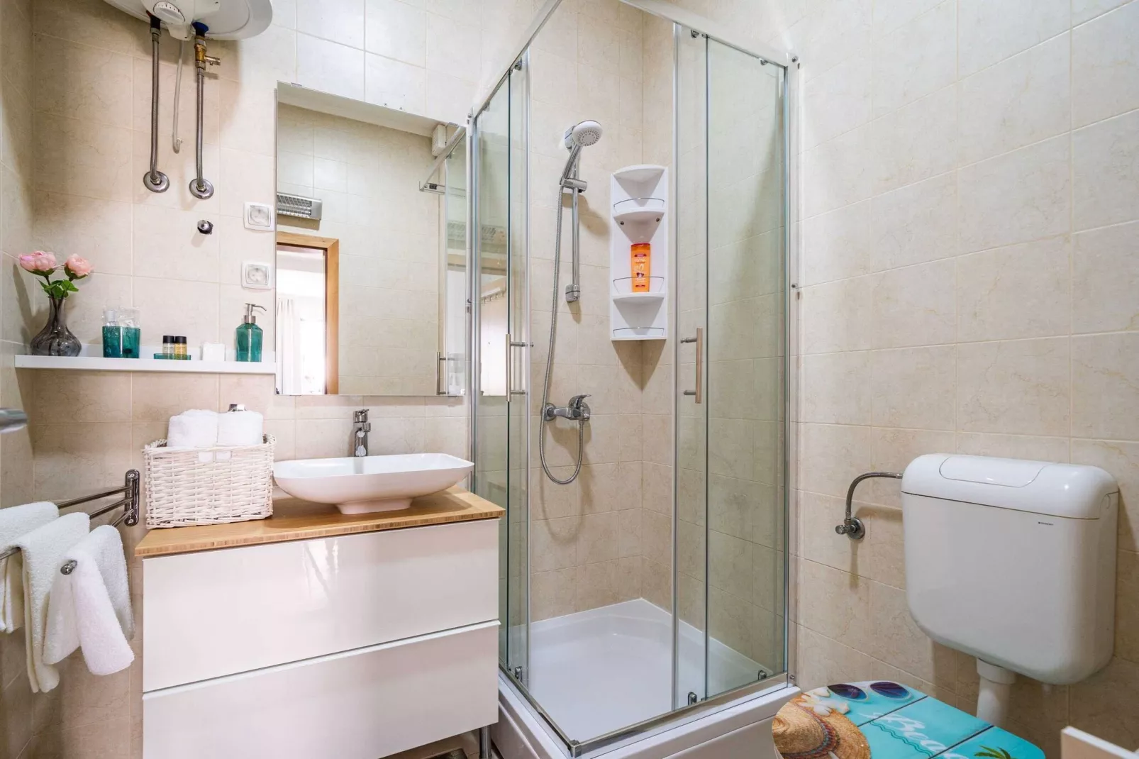 Apartment Larissa - Studio Apartment with Terrace and Partial Sea View-Bathroom
