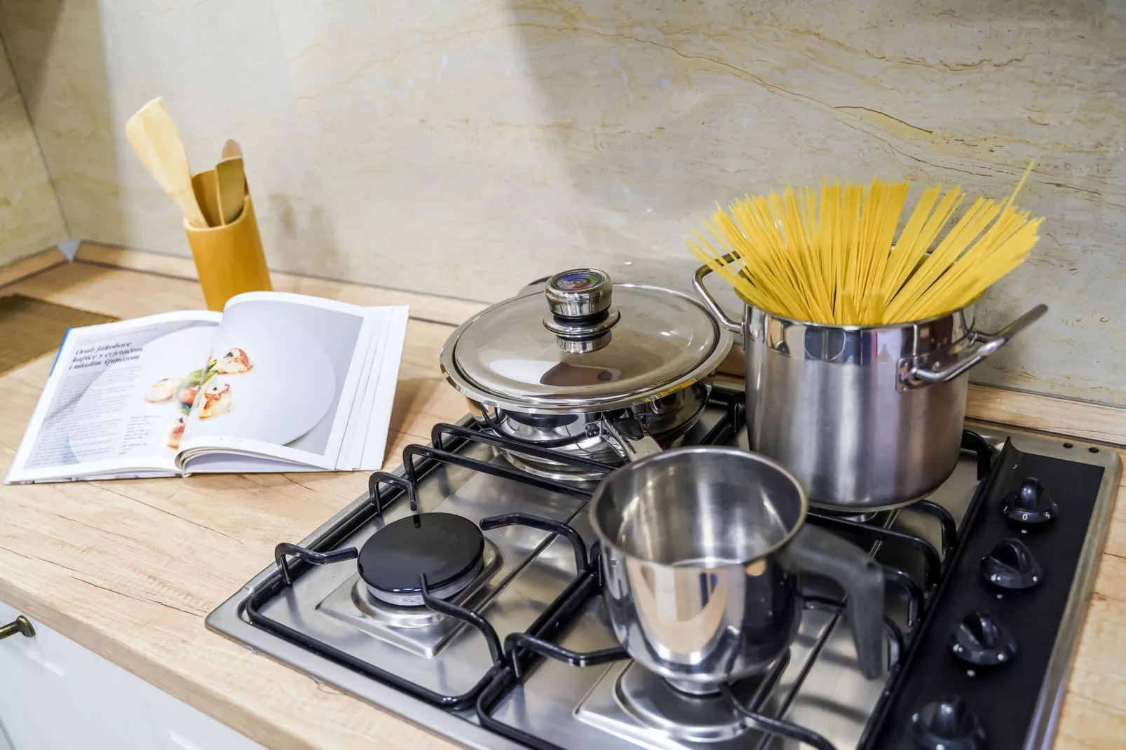 Villa Luciana Residence - Five-Bedroom Villa with Two Pools and Spa Center-Kitchen