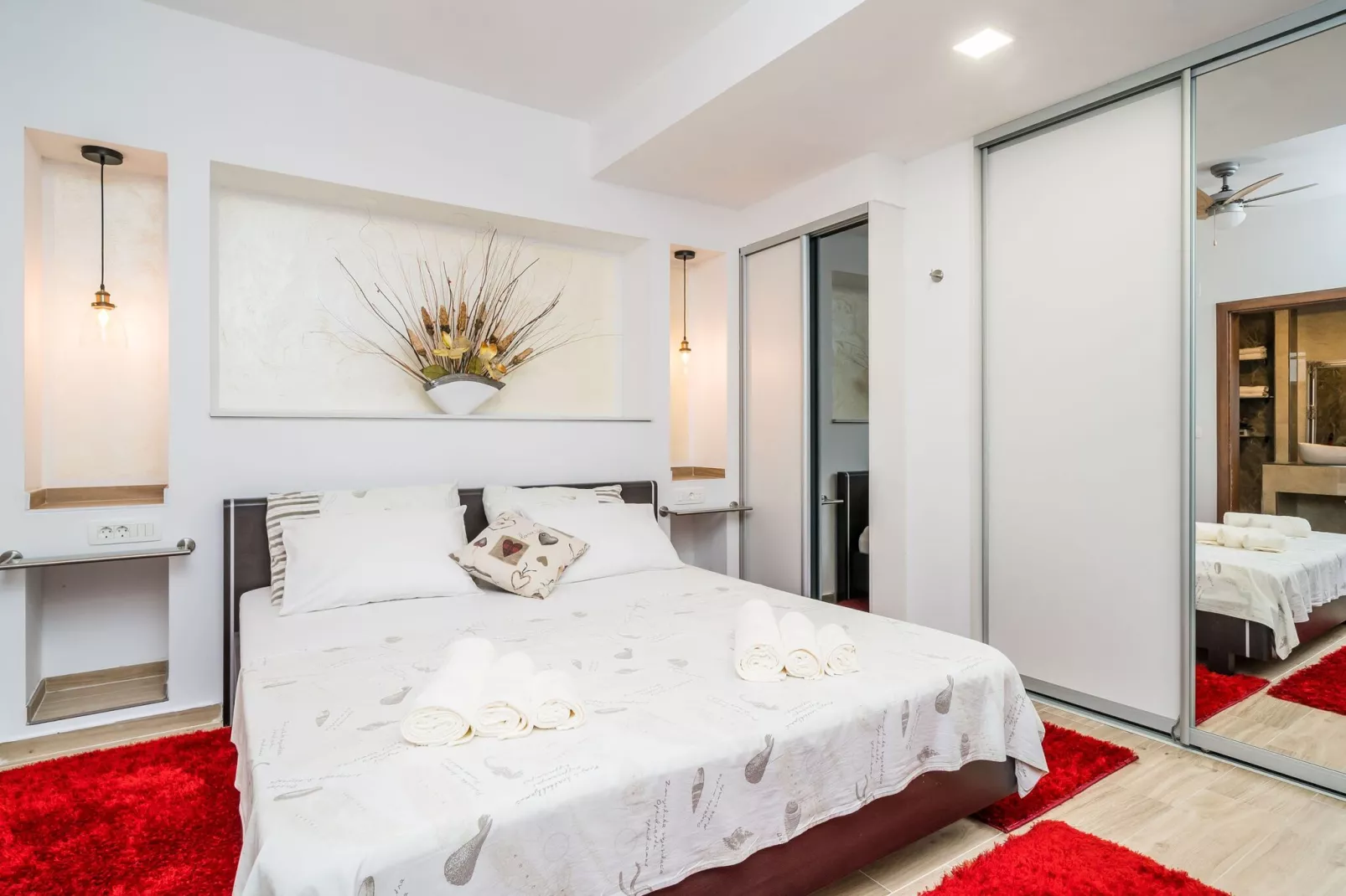 Villa Luciana Residence - Five-Bedroom Villa with Two Pools and Spa Center-Indoor