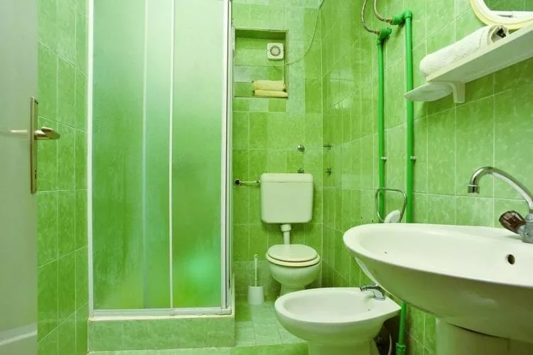 Apartments Lenka - One Bedroom Apartment with Balcony and garden View A2-Bathroom