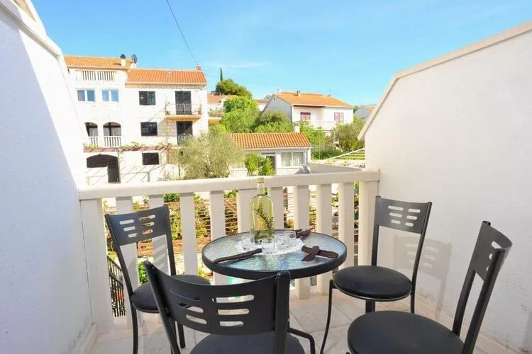 Apartments Lenka - One Bedroom Apartment with Balcony and garden View A2-Terrace balcony