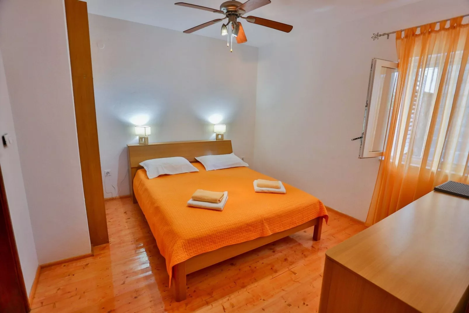 Apartments Lenka - Two Bedroom Apartment with Garden  Terrace A5