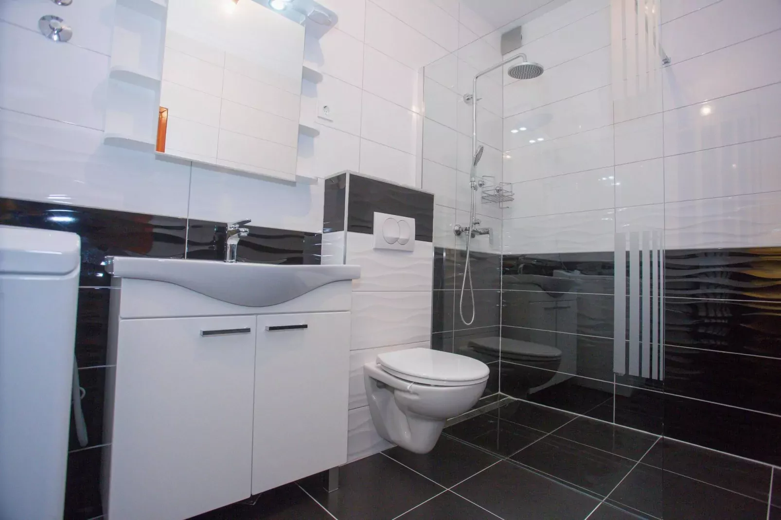 Apartments Lenka - Two Bedroom Apartment with Garden  Terrace A5-Bathroom