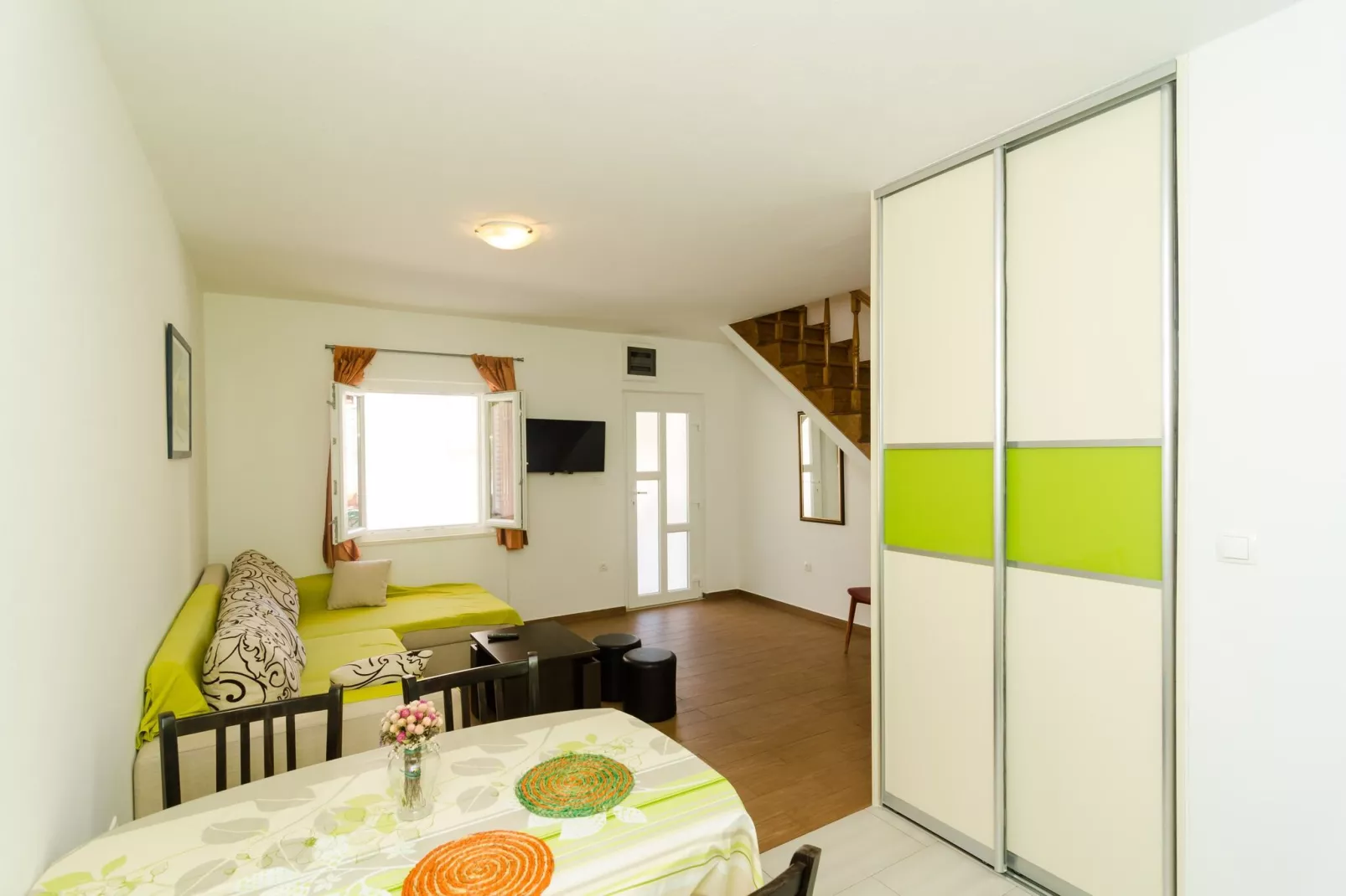 Holiday Home Jasenka Trstenik - Duplex One Bedroom Apartment with Terrace and Side Sea View-Salle à manger