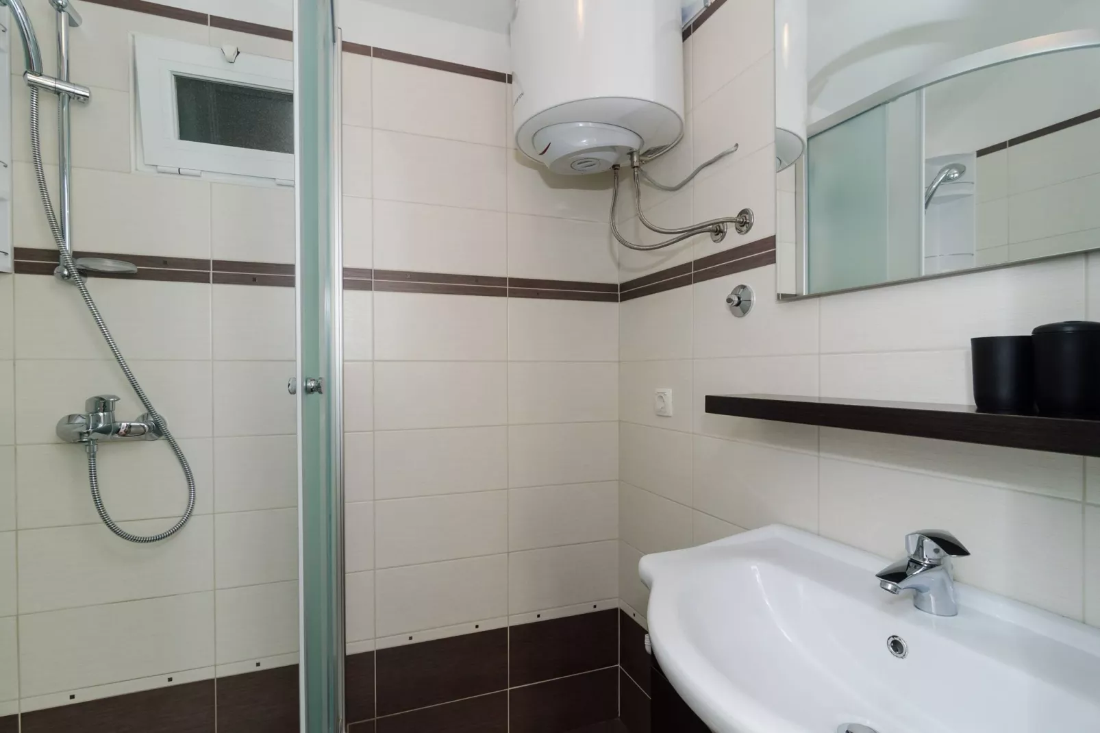 Holiday Home Jasenka Trstenik - Duplex One Bedroom Apartment with Terrace and Side Sea View-Salle de bain
