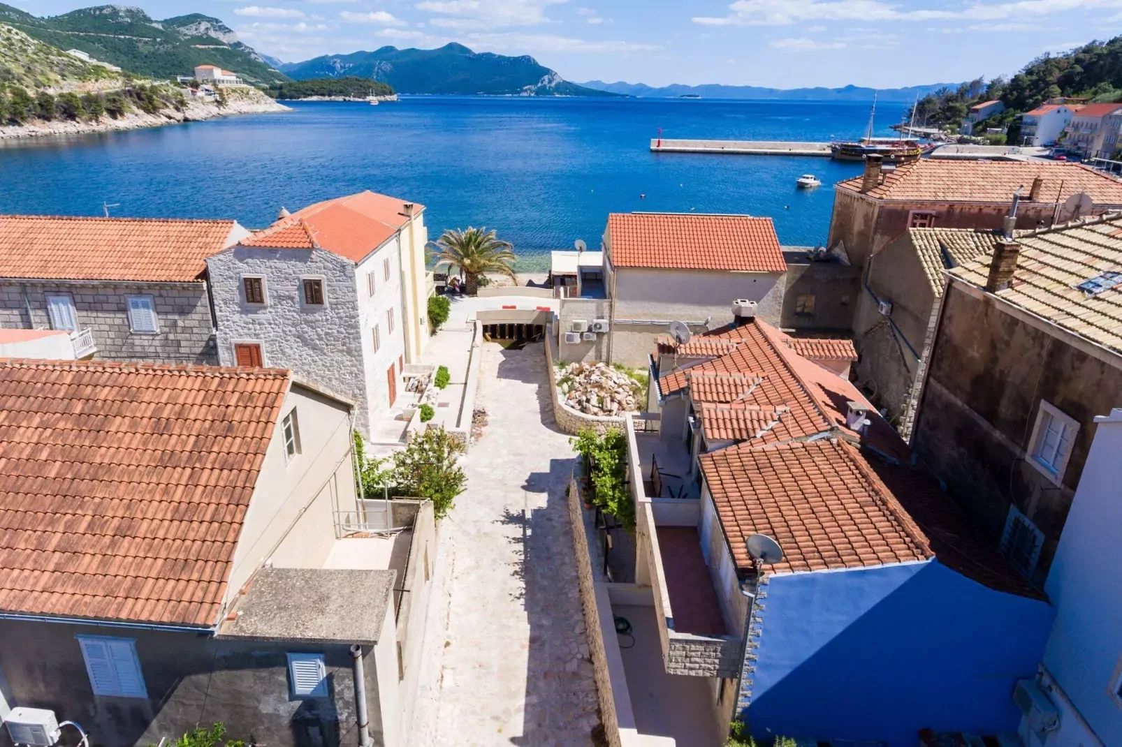 Holiday Home Jasenka Trstenik - Duplex One Bedroom Apartment with Terrace and Side Sea View-Vue