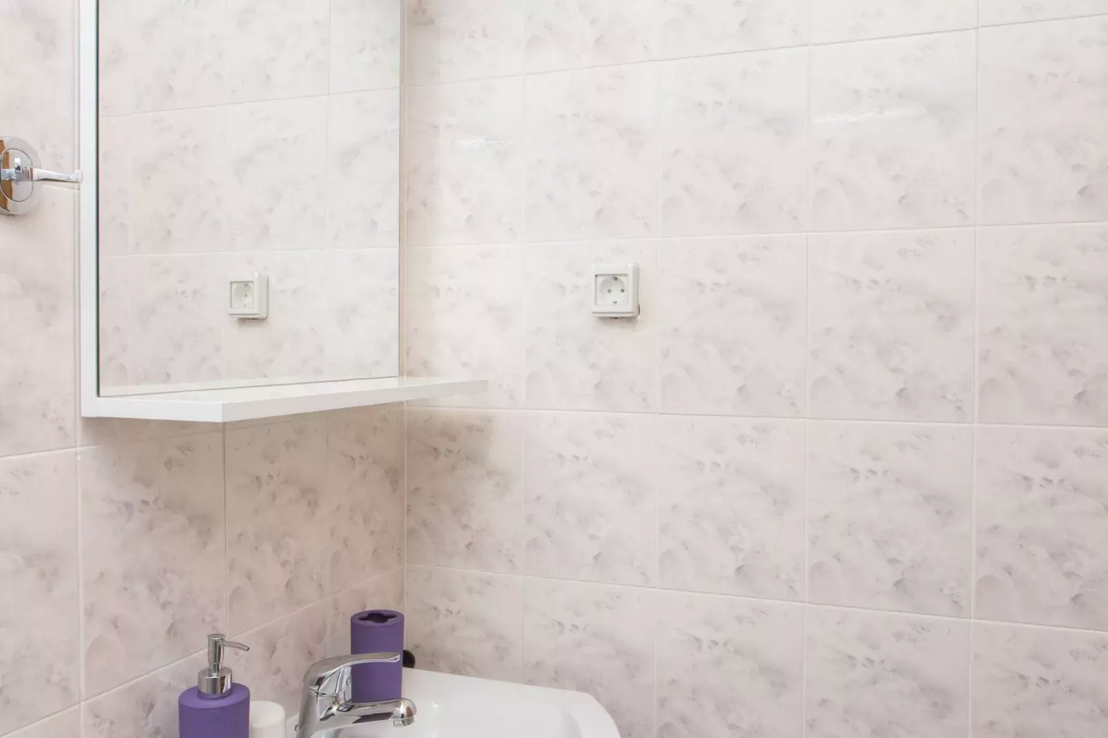Apartments Bibijana- Premium Studio Apartment with Patio and Sea View (APARTMAN 3)-Bathroom