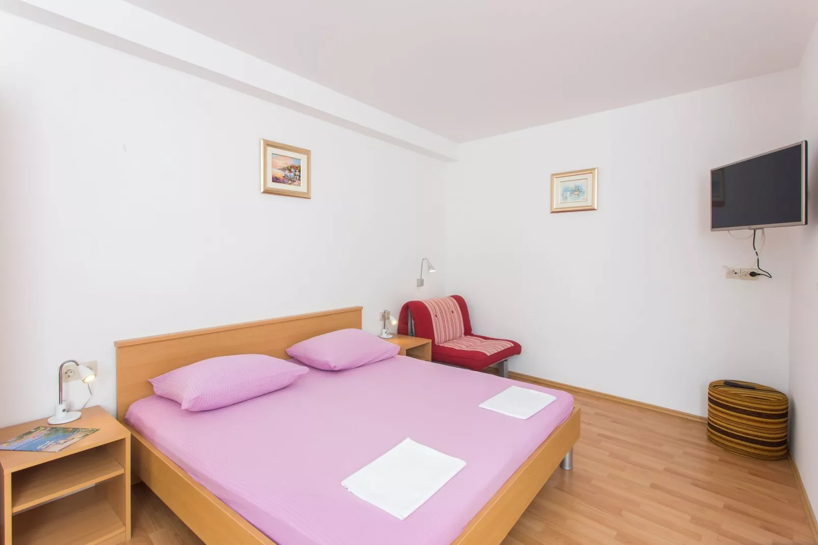 Apartments Bibijana- Superior Studio Apartment with Patio and Sea View (APARTMAN 4)-Bedroom