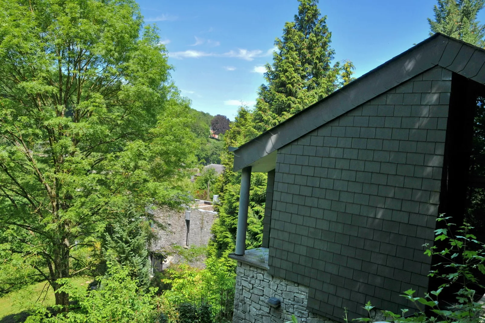 Belvédère-Exterior summer