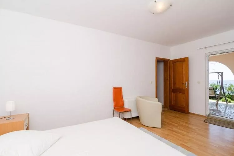Apartments Plavac Mali- Superior One Bedroom Apartment with Terrace and Sea View-Schlafzimmer
