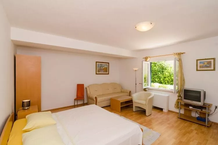 Apartments Plavac Mali- Comfort One Bedroom Apartment with Terrace and Sea View-Schlafzimmer
