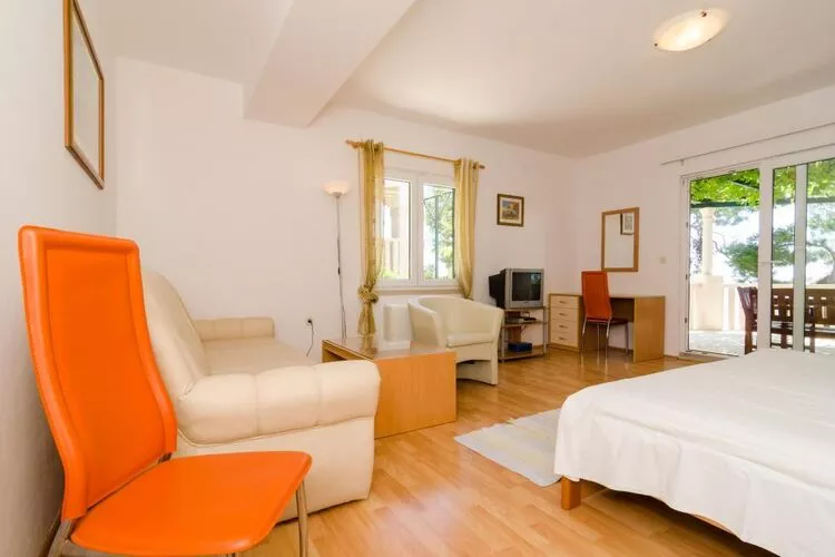 Apartments Plavac Mali- Comfort One Bedroom Apartment with Terrace and Sea View-Schlafzimmer