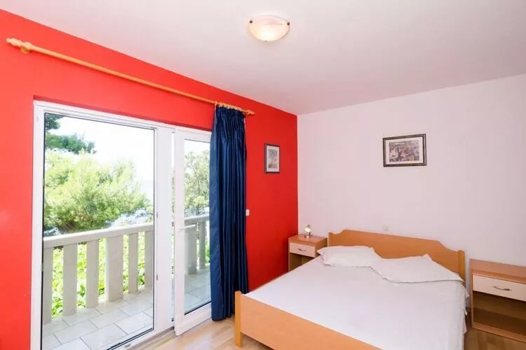 Apartments Plavac Mali- Three Bedroom Apartment with Terrace and Sea View-Bedroom