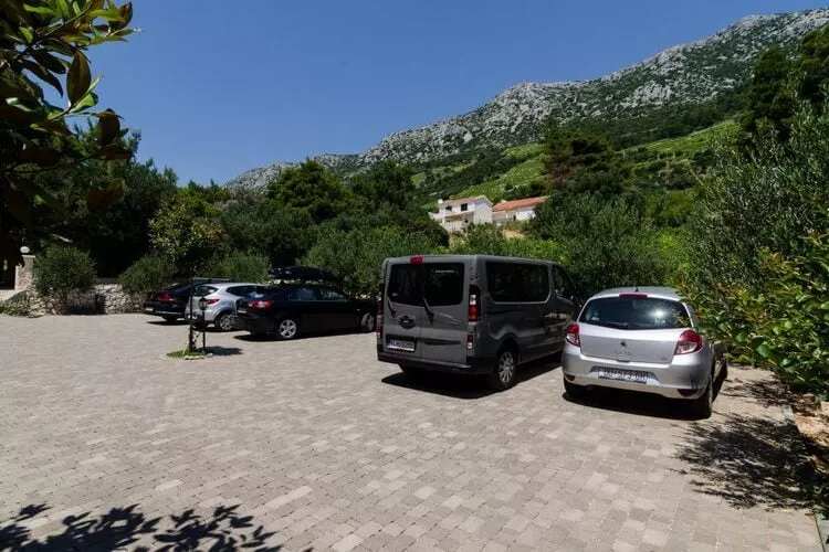 Apartments Plavac Mali- Two Bedroom Apartment with Balcony and Sea View-Parking