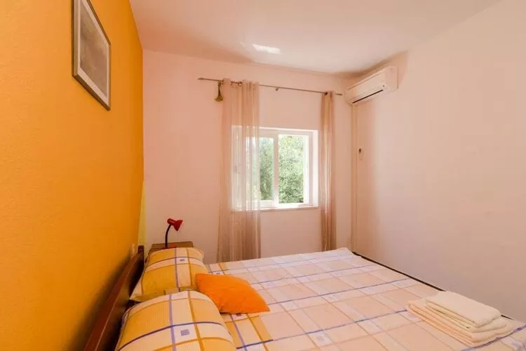Holiday Home Blue Vineyard- Three Bedroom House with Terrace and Sea View-Schlafzimmer