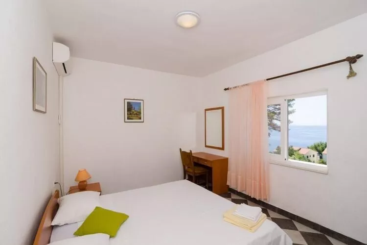 Holiday Home Blue Vineyard- Three Bedroom House with Terrace and Sea View-Schlafzimmer