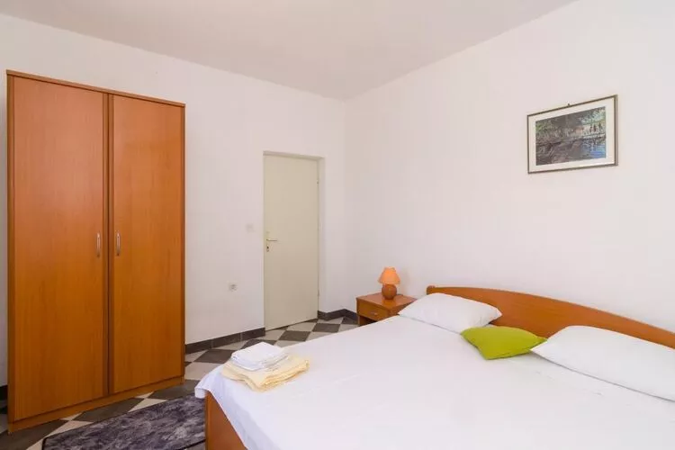 Holiday Home Blue Vineyard- Three Bedroom House with Terrace and Sea View-Schlafzimmer