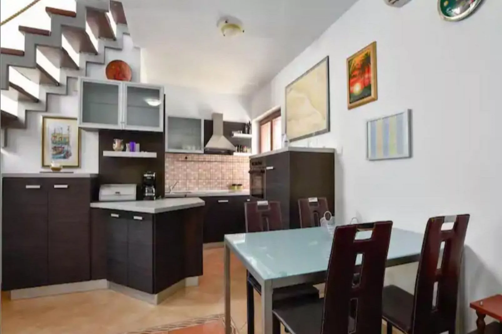 Villa Dore- Holiday House With Swimming Pool (ST)-Dining room