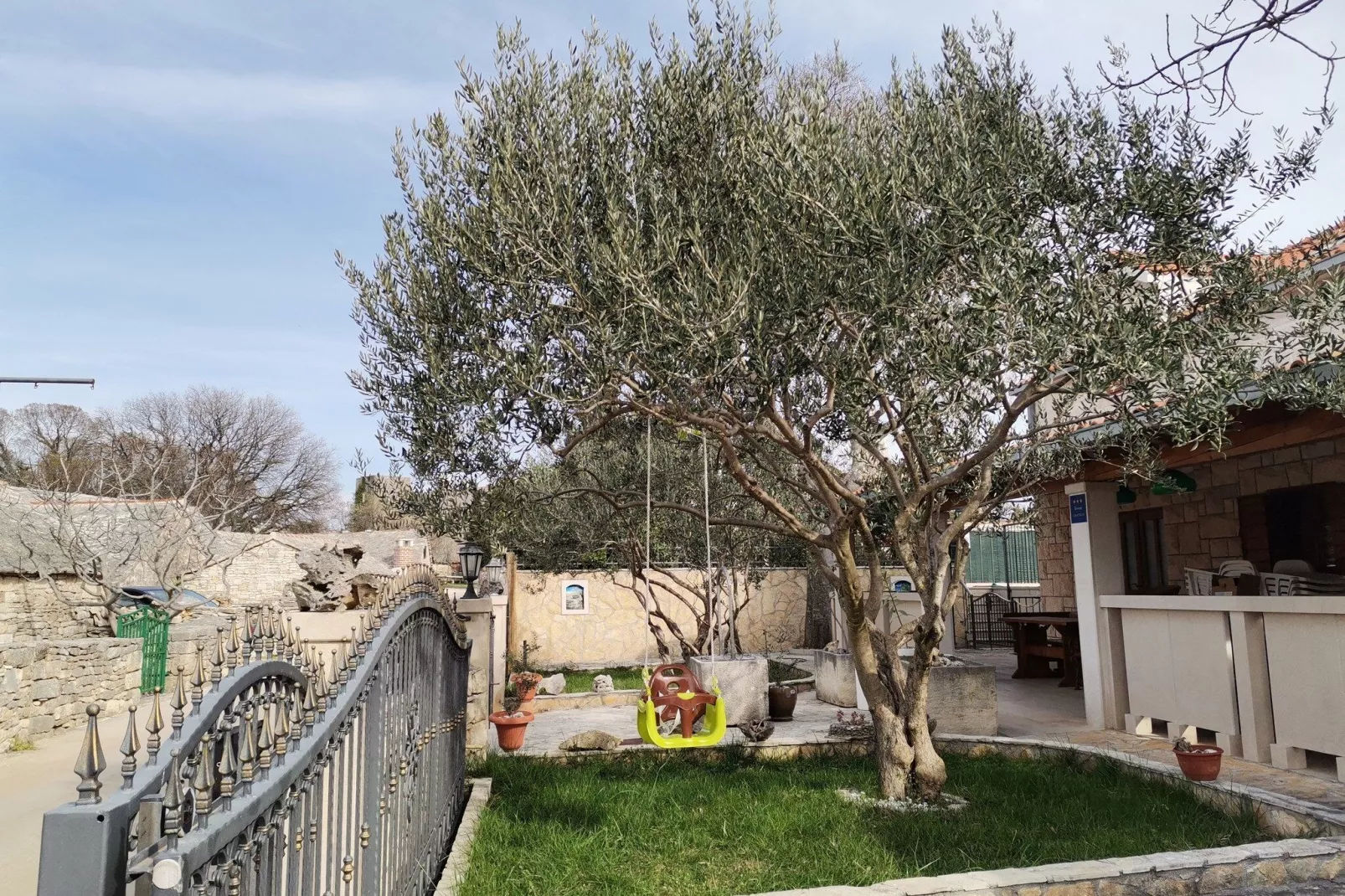Villa Dore- Holiday House With Swimming Pool (ST)-Indoor