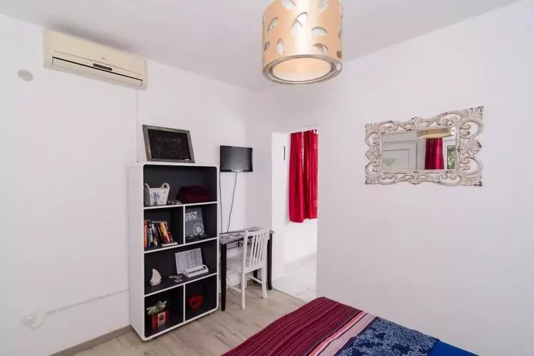 Apartments Ammos - One Bedroom Apartment with Shared Terrace and Sea View (Mali)-Bedroom