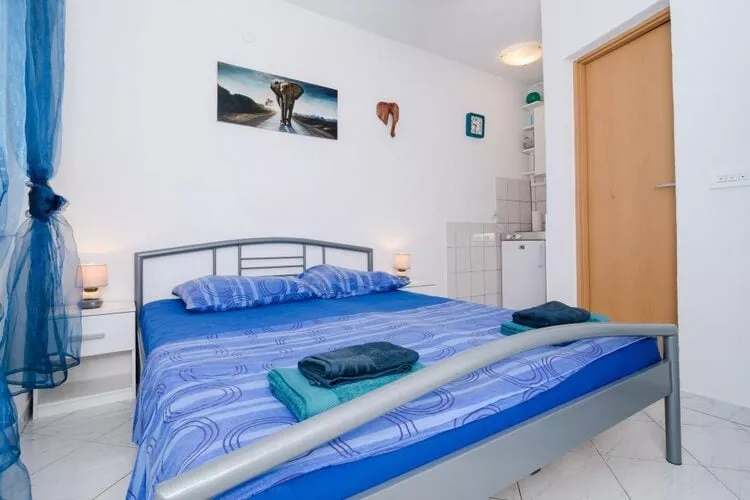 Apartments Ammos - Studio Apartment with Shared Terrace and Sea View-Bedroom