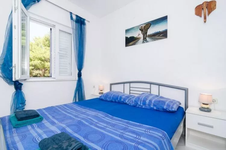 Apartments Ammos - Studio Apartment with Shared Terrace and Sea View-Bedroom