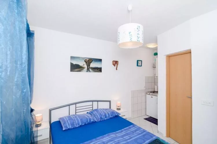 Apartments Ammos - Studio Apartment with Shared Terrace and Sea View-Bedroom