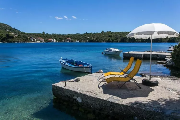 Holiday Home Magazin- One Bedroom Apartment with Terrace and Sea View-Ambiance