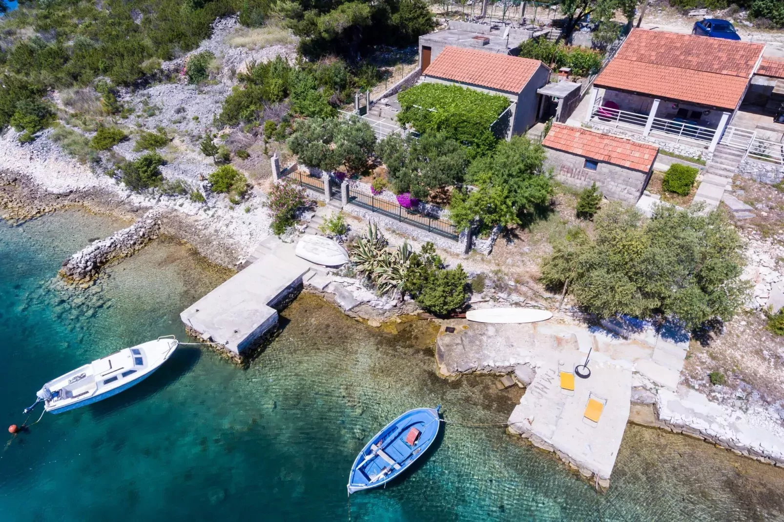 Holiday Home Magazin- One Bedroom Apartment with Terrace and Sea View-Vue