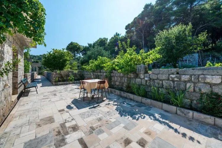 Apartments & Rooms Tapera- Comfort Double Room with Terrace and Partial Sea View 2-Outdoor
