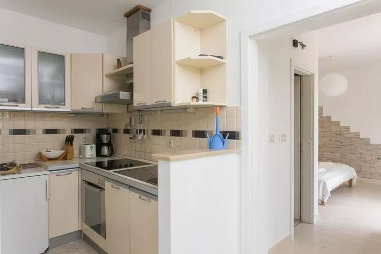 Apartments Maria Koločep - Two Bedroom Apartment with Terrace and Garden View-Kitchen