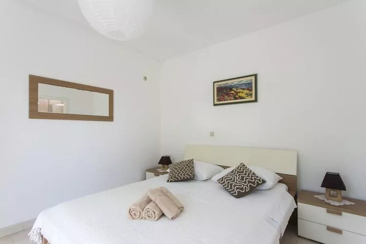 Apartments Maria Koločep - Two Bedroom Apartment with Terrace and Garden View-Bedroom