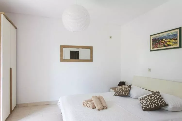 Apartments Maria Koločep - Two Bedroom Apartment with Terrace and Garden View-Bedroom