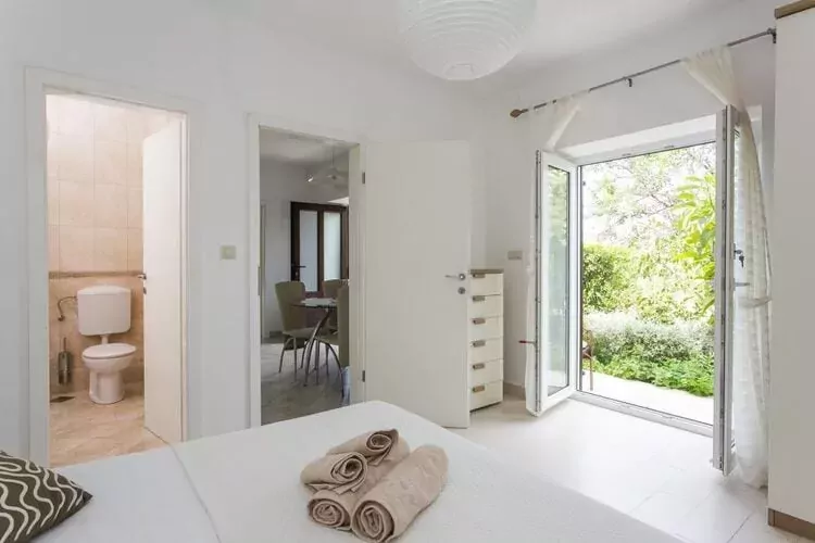 Apartments Maria Koločep - Two Bedroom Apartment with Terrace and Garden View-Bedroom