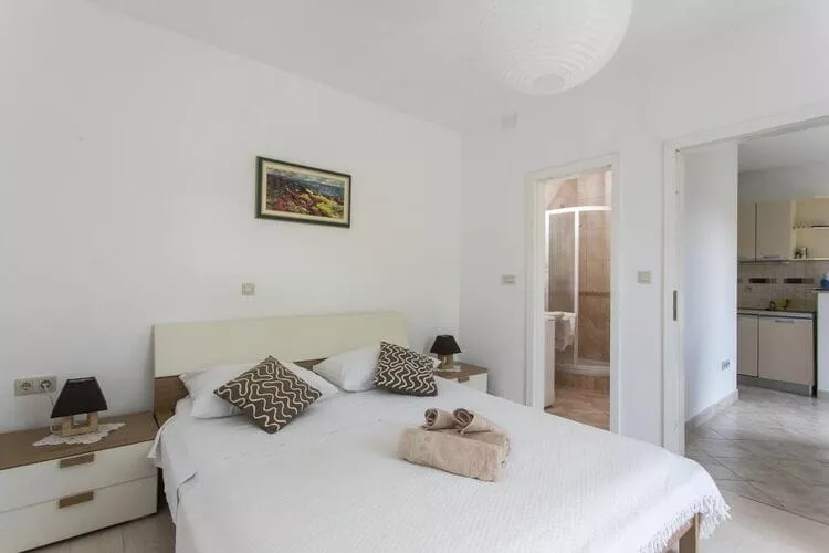 Apartments Maria Koločep - Two Bedroom Apartment with Terrace and Garden View-Bedroom