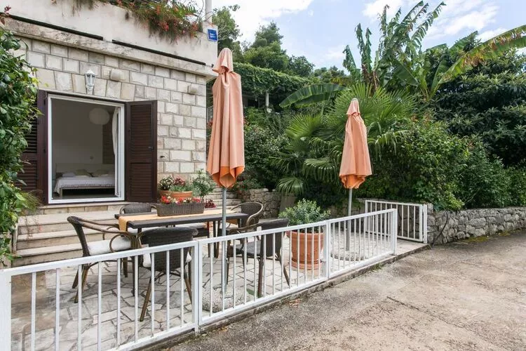 Apartments Maria Koločep - Two Bedroom Apartment with Terrace and Garden View-Terrace