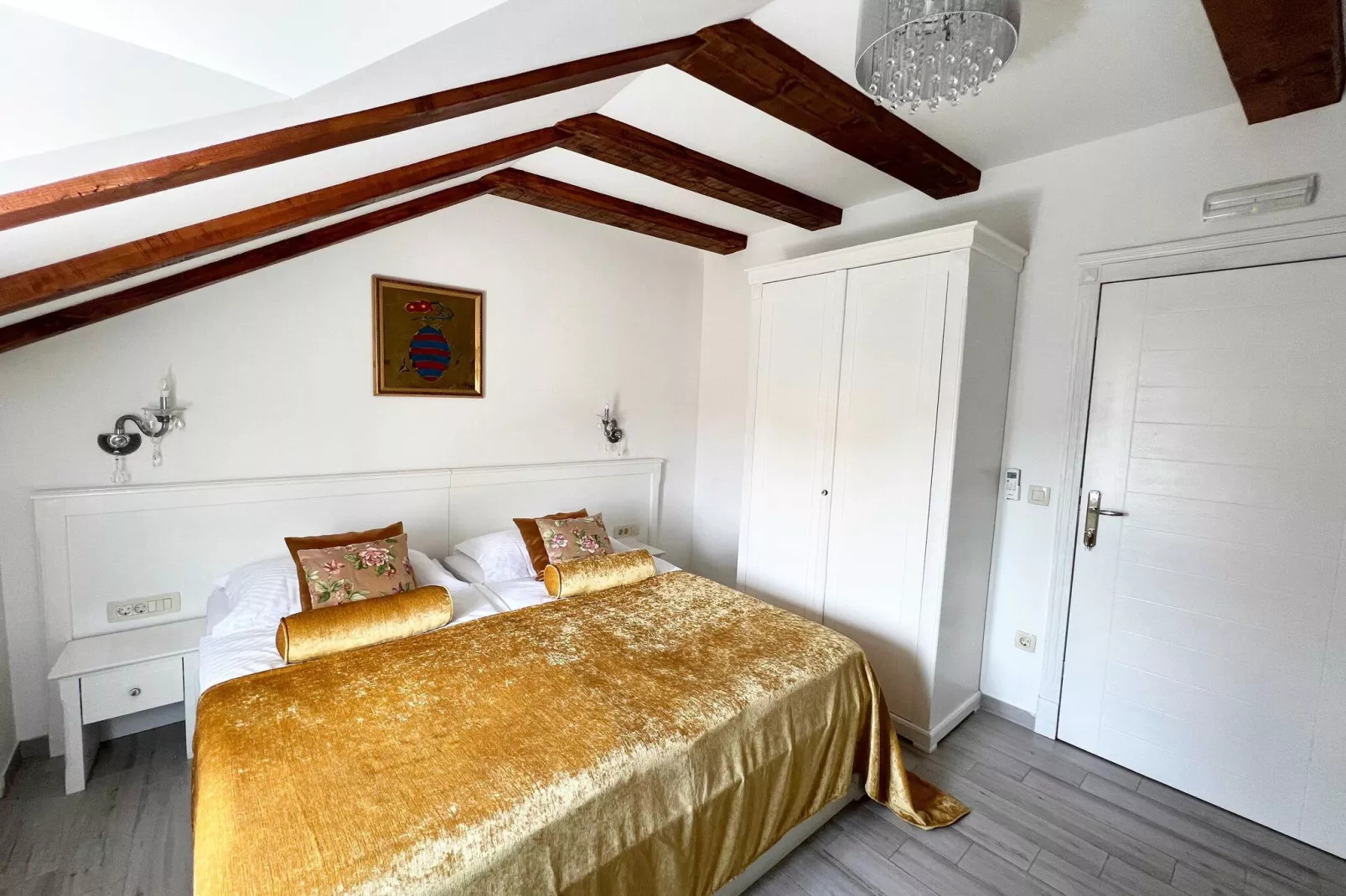 Bed&Breakfast Sorgo Palace - Superior Double or Twin Room with City View (Amber)-Bedroom