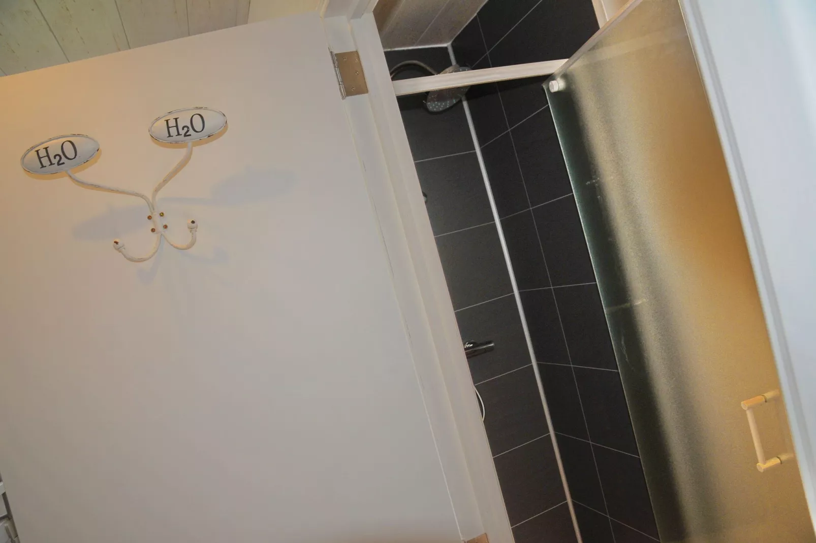 Chalet d'aventures-Bathroom