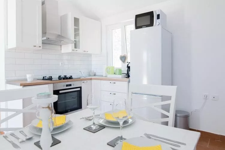 Holiday Home My Summer House - Two-Bedroom Holiday Home with Private Pool and Terrace - (ST)-Cuisine