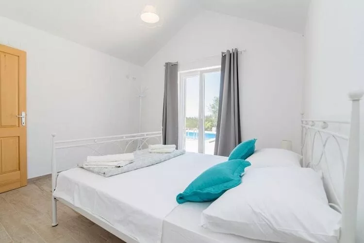 Holiday Home My Summer House - Two-Bedroom Holiday Home with Private Pool and Terrace - (ST)-Chambre