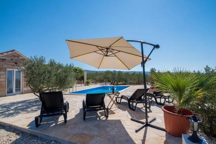 Holiday Home My Summer House - Two-Bedroom Holiday Home with Private Pool and Terrace - (ST)-Terrasse