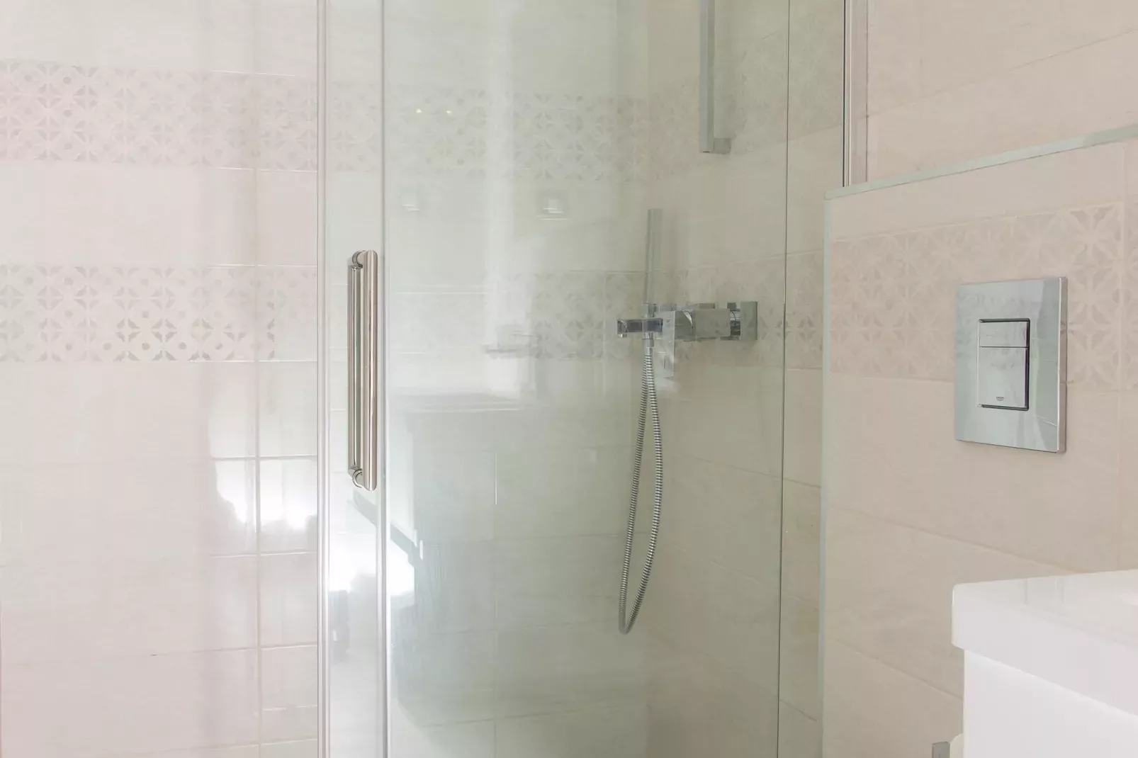 Apartments Villa Peragro - Superior Studio Apartment (PLAVI)-Bathroom