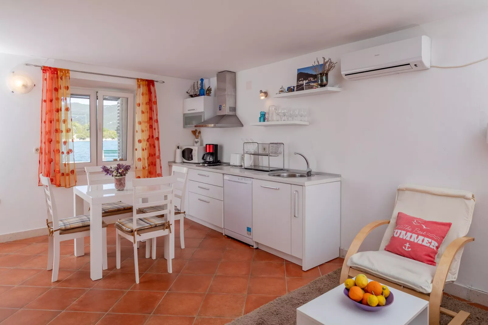 Holiday Home Anima Maris- Duplex Two Bedroom Holiday Home with Terrace and Sea View-Küche