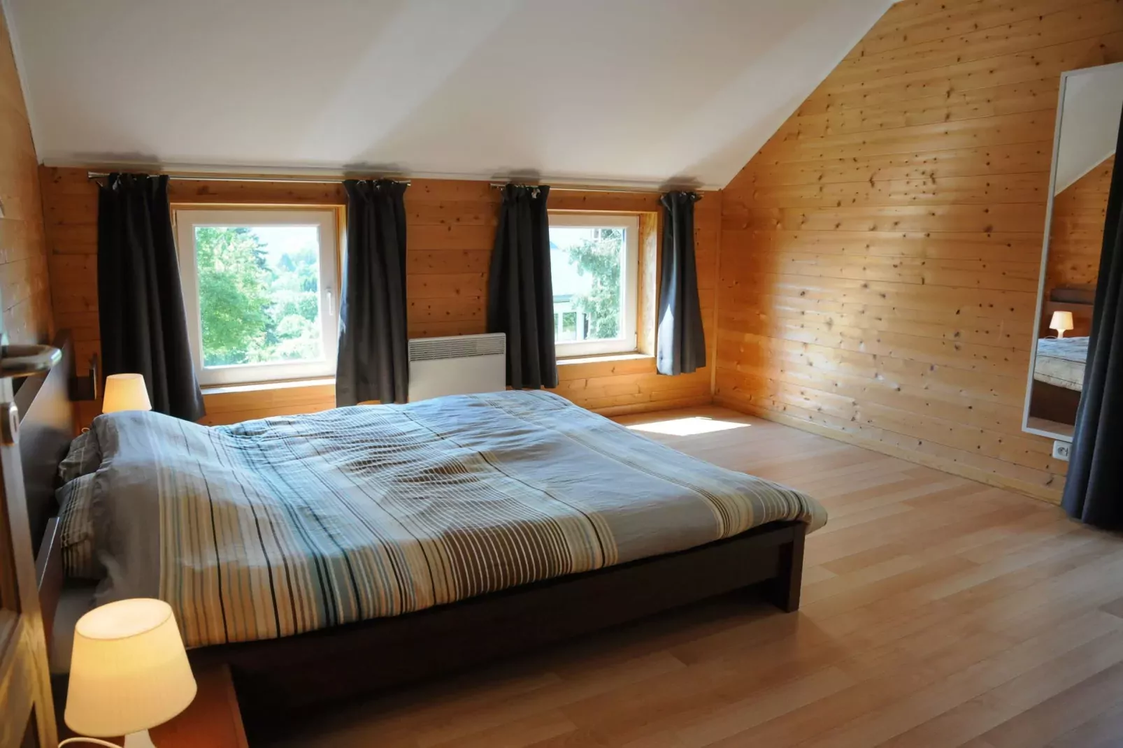 Maison à l’aise-Schlafzimmer