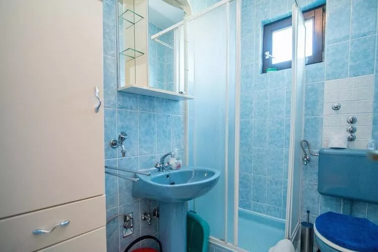 Apartments Natasa- One Bedroom Apartment with Balcony(A1) - (ST)-Bathroom
