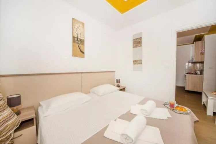 Guest House Mia (ST) - Studio Apartment (A3)-Bedroom