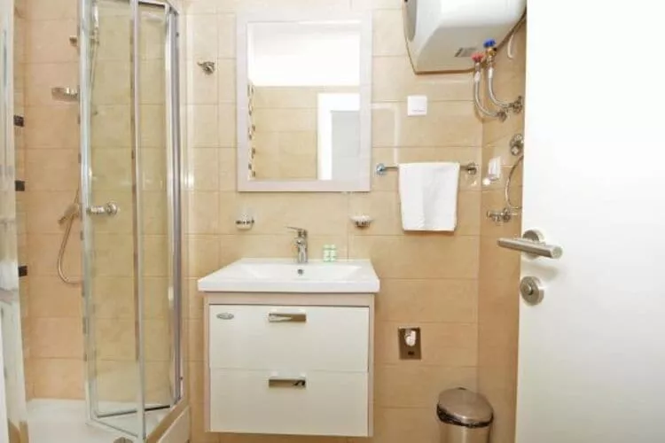 Guest House Mia (ST) - Twin Room with Private Bathroom (A2)-Bathroom