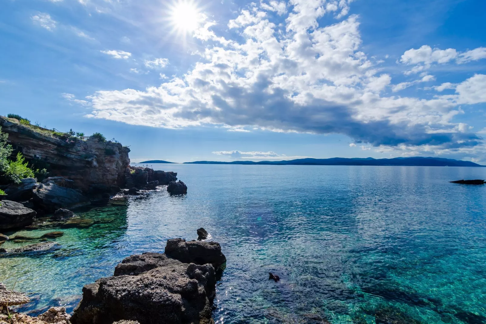 Villa Sea Edge - Three Bedroom Villa with Sea View-Ambiance