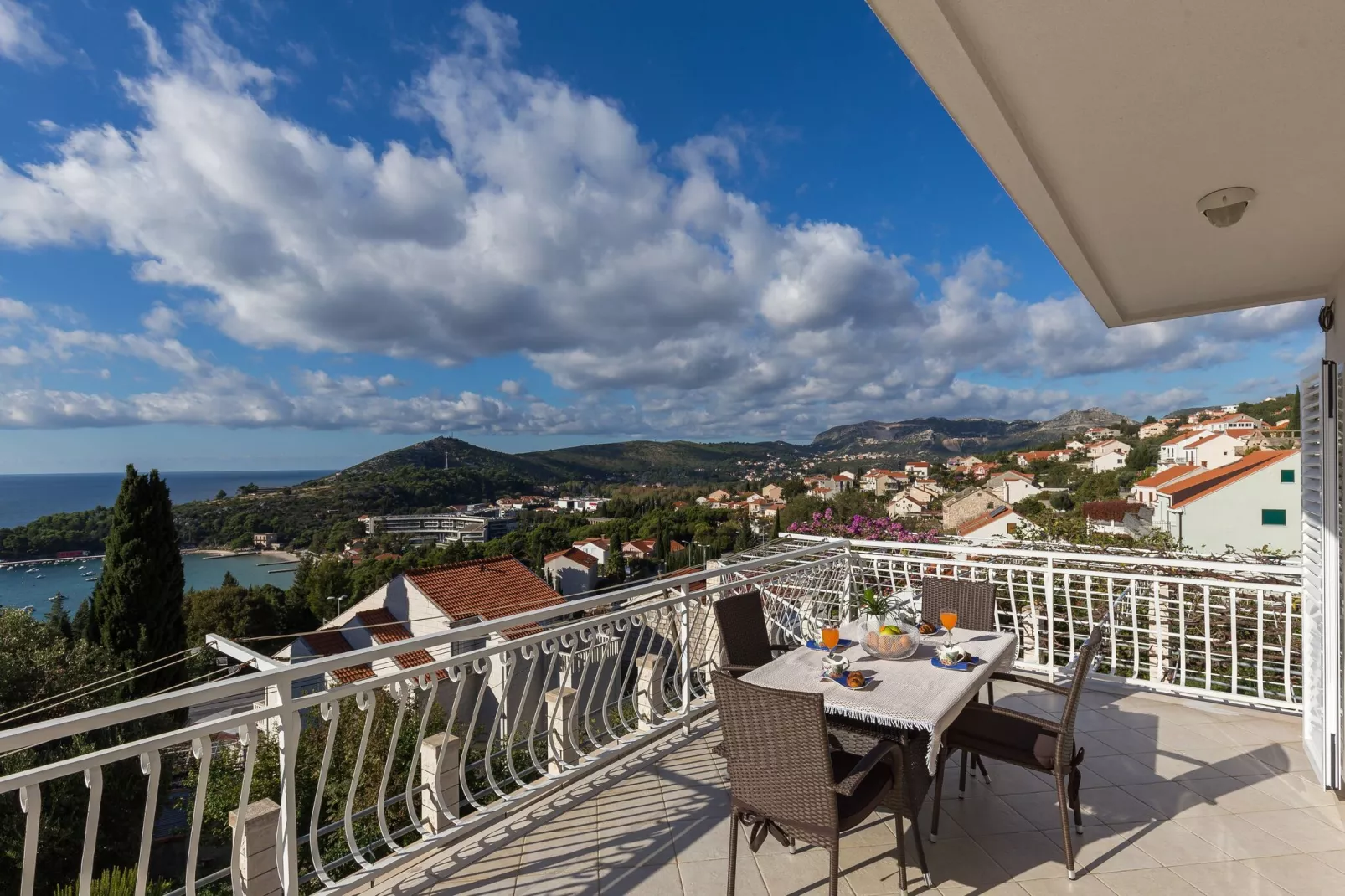 Apartments Villa Enzian - Standard Two Bedroom Apartment with Terrace and Sea View-Terrace